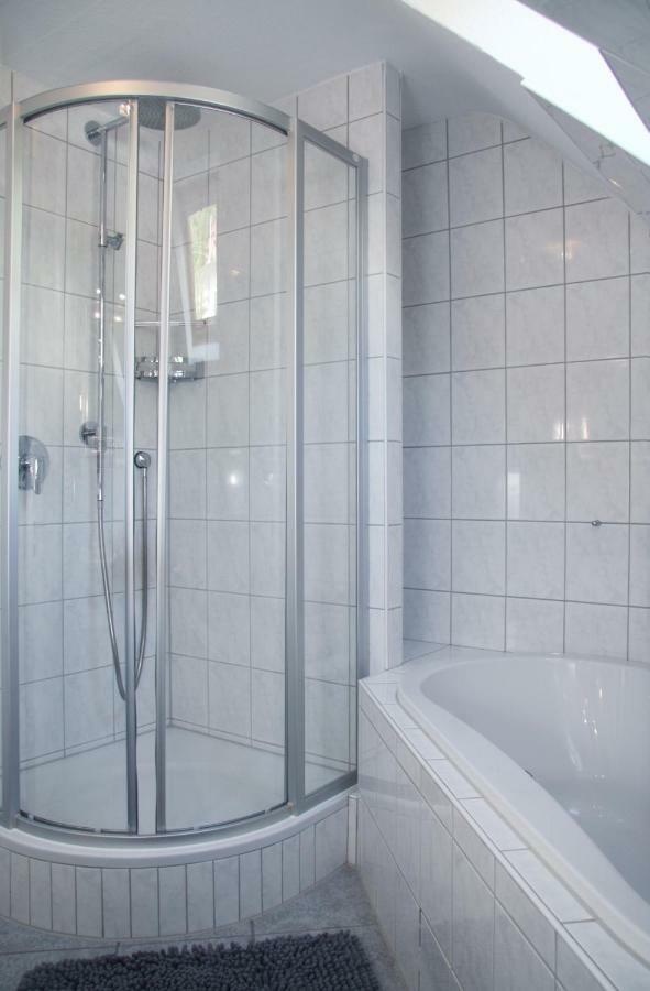 Apartment Sonnenterrasse บาเดน-บาเดน ภายนอก รูปภาพ
